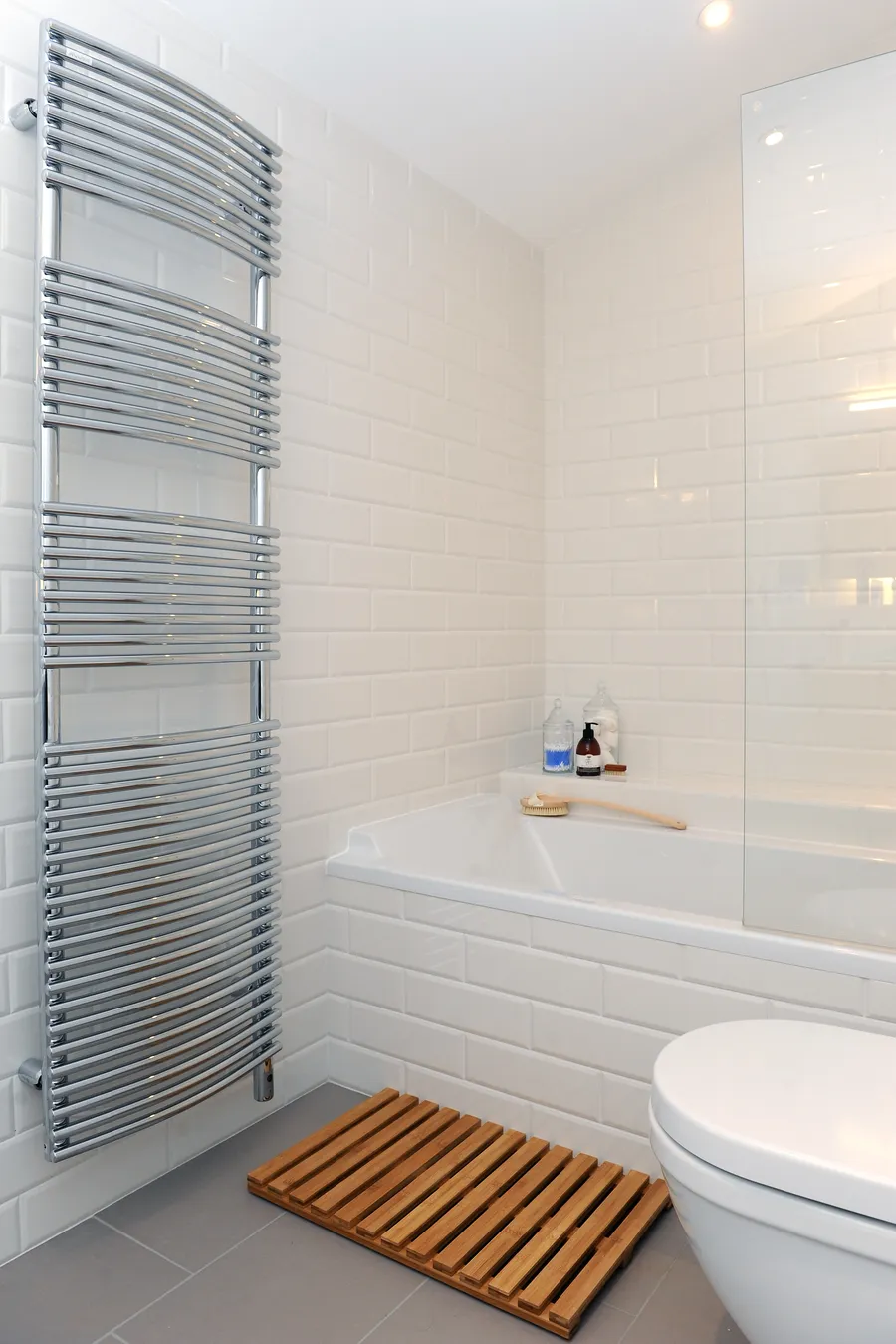 realisation-renovation-salle-bain-entreprise-gervreau-plombier-chauffagiste-saint-palais-sur-mer (5) Réalisation de salle de bain par l