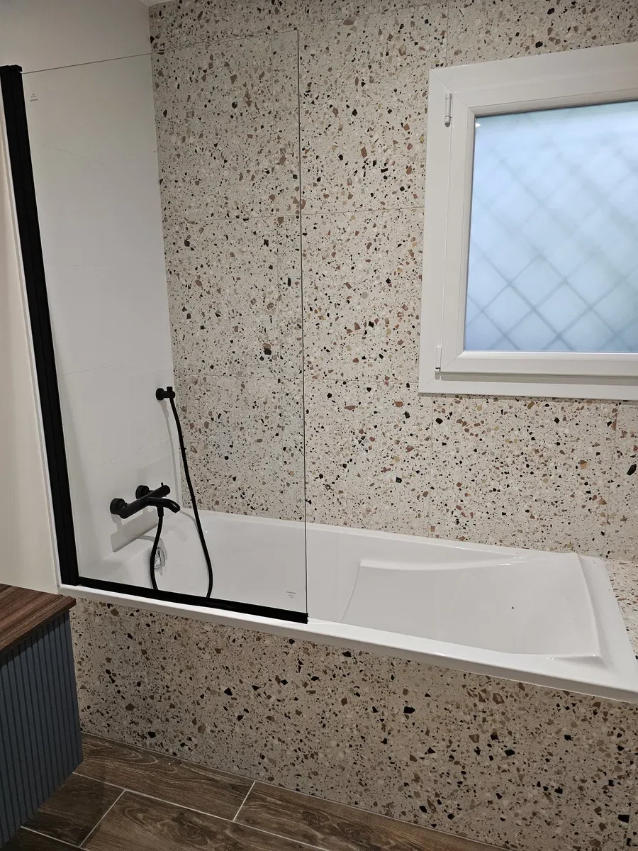 realisation-salle-bain-entreprise-gervreau-plombier-chauffagiste-saint-palais-sur-mer (13) Réalisation de salle de bain par l